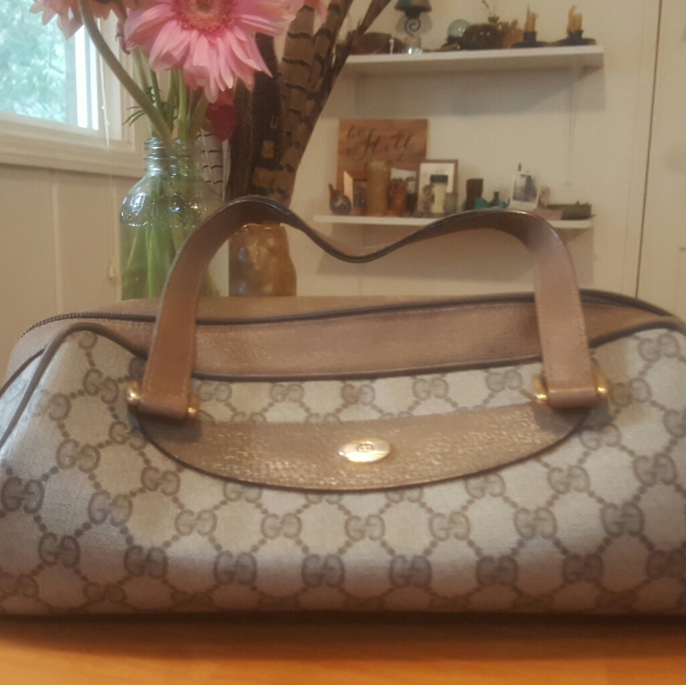 Vintage Gucci Accessory Collection Leather Purse
